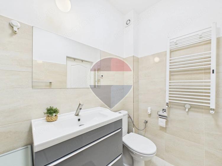 Apartament cu 3 camere decomandat în Obor