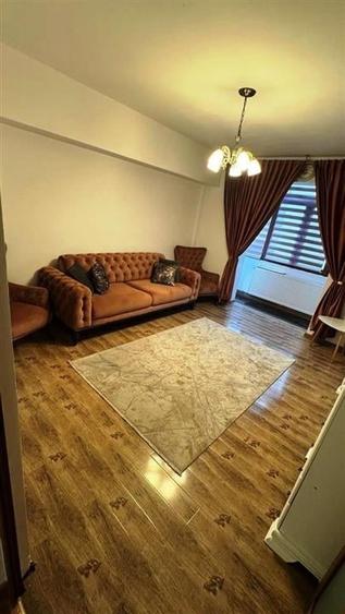 Apartament cu 3 camere decomandat, mobilat în Ultracentral