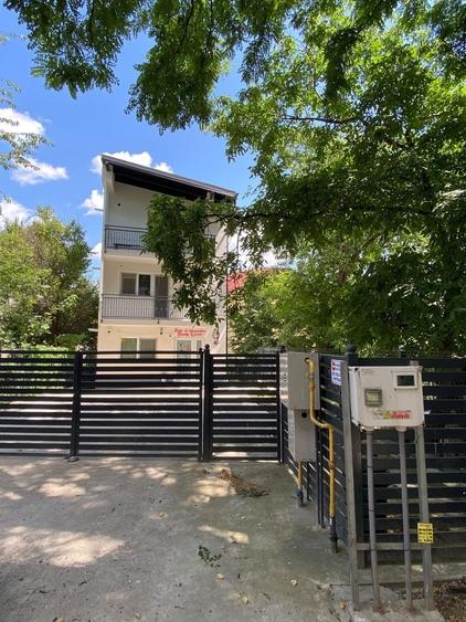 Apartament cu 2 camere decomandat în Exterior Vest