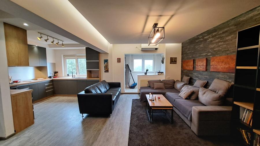 Apartament cu 2 camere semidecomandat în 13 Septembrie