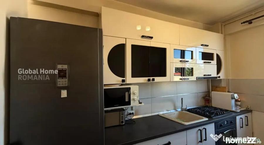 Apartament cu 3 camere decomandat în Dămăroaia