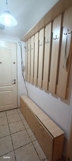 Apartament cu 2 camere semidecomandat în 1 Mai