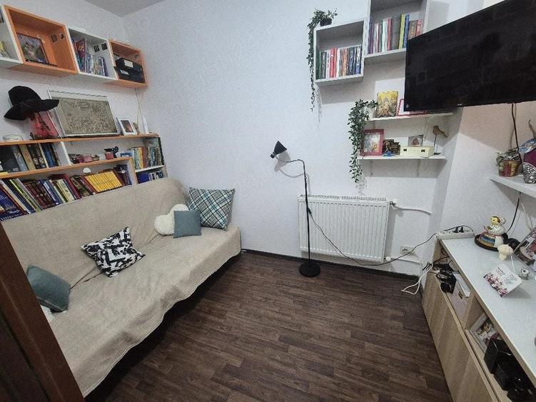 Apartament cu 2 camere semidecomandat în Sud