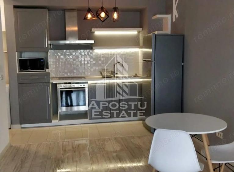 Apartament cu 3 camere decomandat în UTA