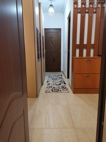 Inchiriez Apartament cu 3 camere bloc PRIMA - 16