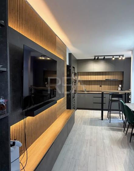 Apartament cu 3 camere decomandat, mobilat în Drumul Taberei