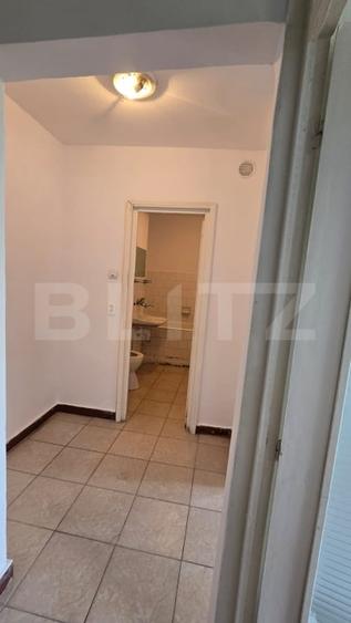 Apartament cu 3 camere decomandat în Micro 17