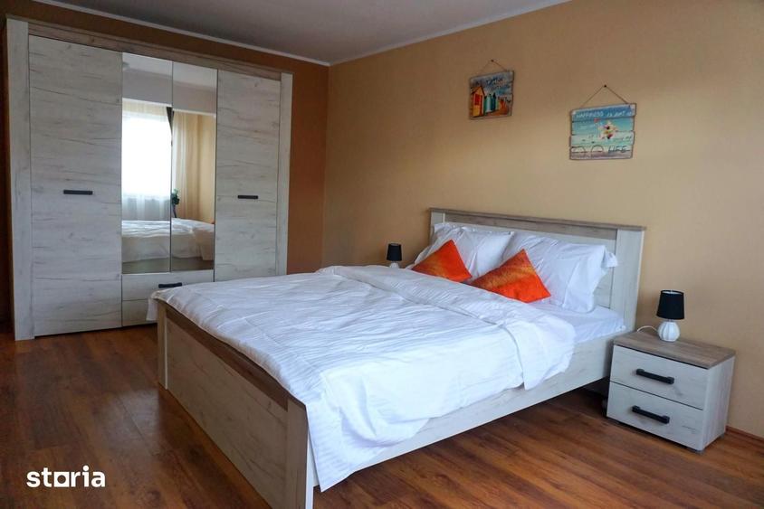 Apartament cu 3 camere decomandat în Faleza Nord