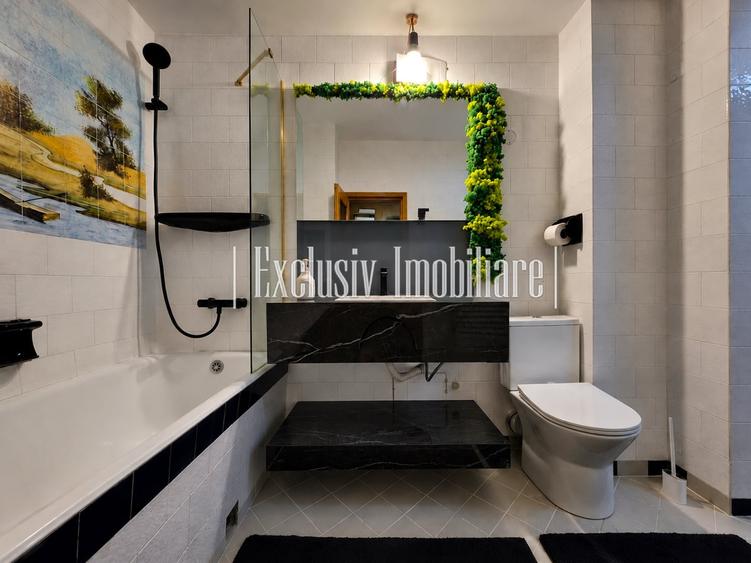 Apartament cu 3 camere decomandat în Faleza Nord