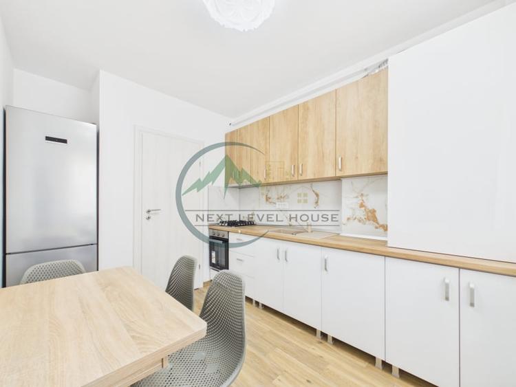 Apartament cu 2 camere decomandat, mobilat în Tractorul