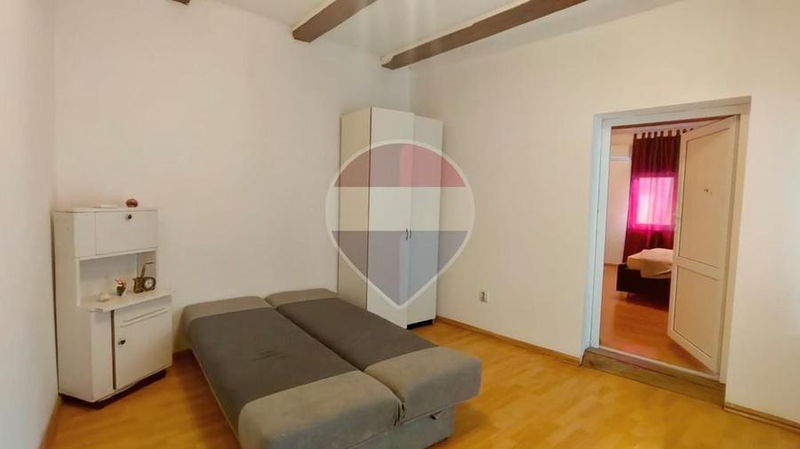 Casa / Vila cu 3 camere de inchiriat in zona Schei - 4