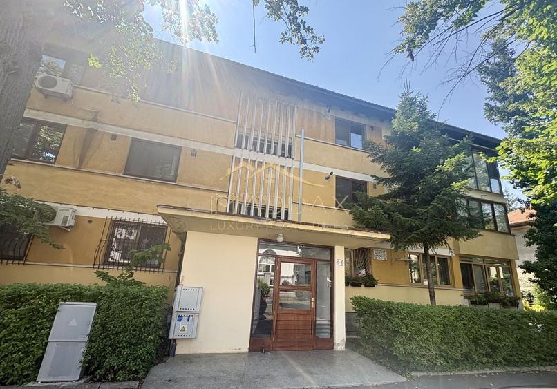 Apartament cu 2 camere decomandat în Dorobanți