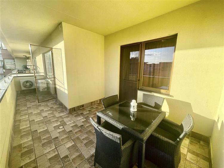 Apartament cu 3 camere decomandat în Herăstrău
