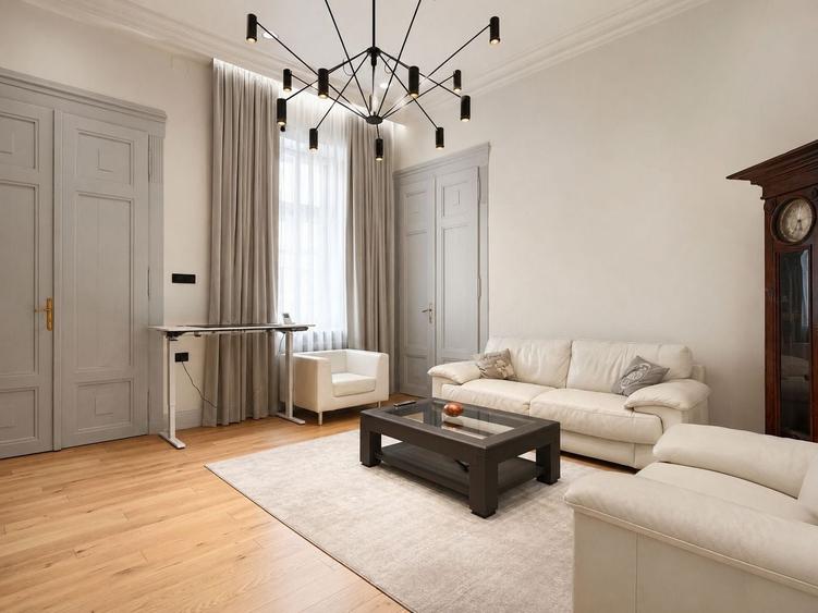 Apartament cu 3 camere semidecomandat, mobilat în Ultracentral