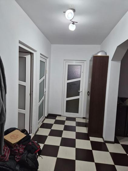 Casă cu 6 camere cu Teren 253 Mp în Cumpăna