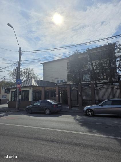 Spațiu comercial, de 100 mp, în Vest