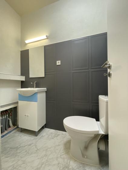 Apartament cu 3 camere semidecomandat în Grigorescu