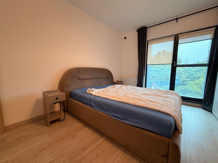 Apartament cu 3 camere, mobilat în Decebal