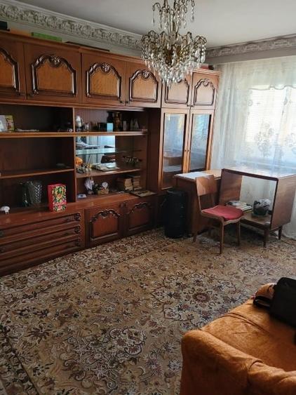 Apartament cu 4 camere decomandat în Prundu