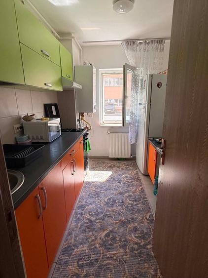 Apartament cu 2 camere decomandat în Cățelu