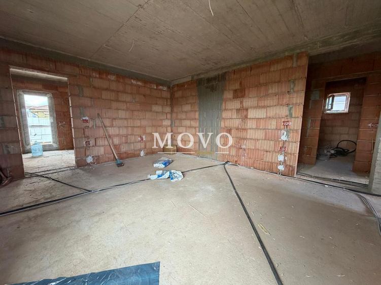 Casă individuală cu 4 camere cu Teren 372 Mp în Sânandrei
