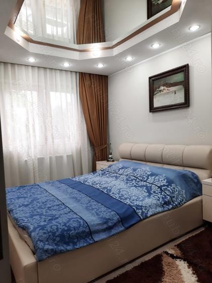 Apartament cu 4 camere decomandat în Micălaca