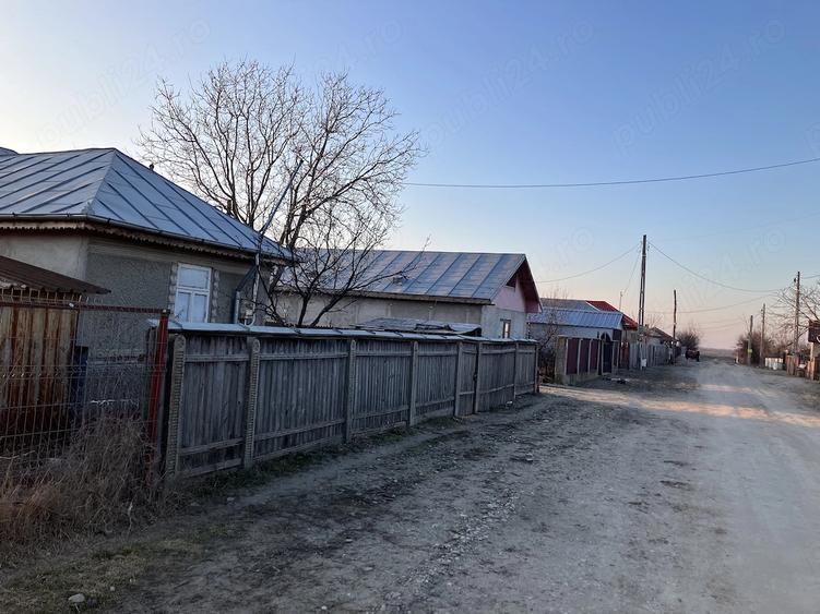 Casă cu 4 camere în Săgeata