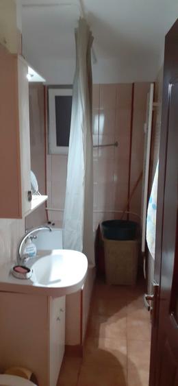 Garsonieră decomandată în Obor