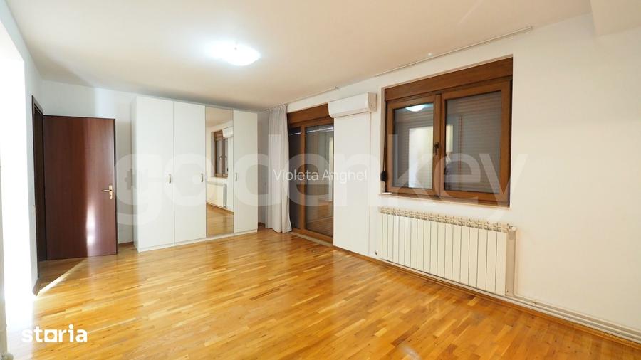 Vila cu piscina privata | 6 dormitoare | cartier rezidential