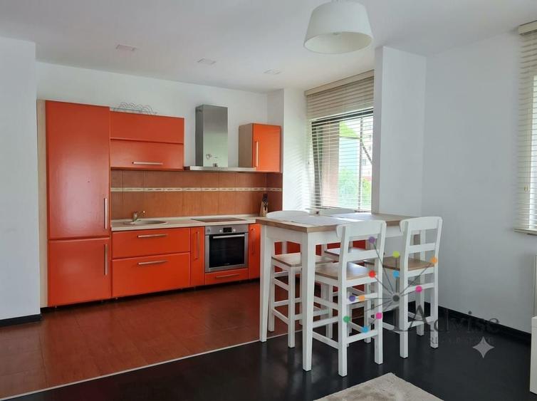 Apartament cu 2 camere decomandat în Răcădău