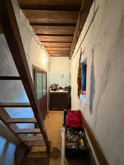 Casă cu 3 camere în Cetan