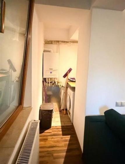 Apartament cu 2 camere semidecomandat, mobilat în Vitan