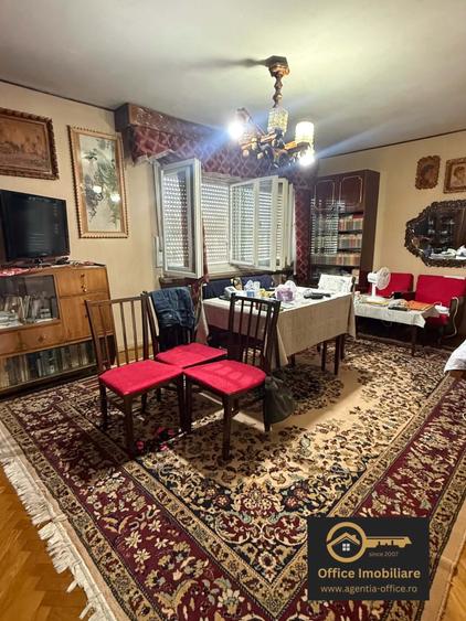 Apartament cu 3 camere în Central