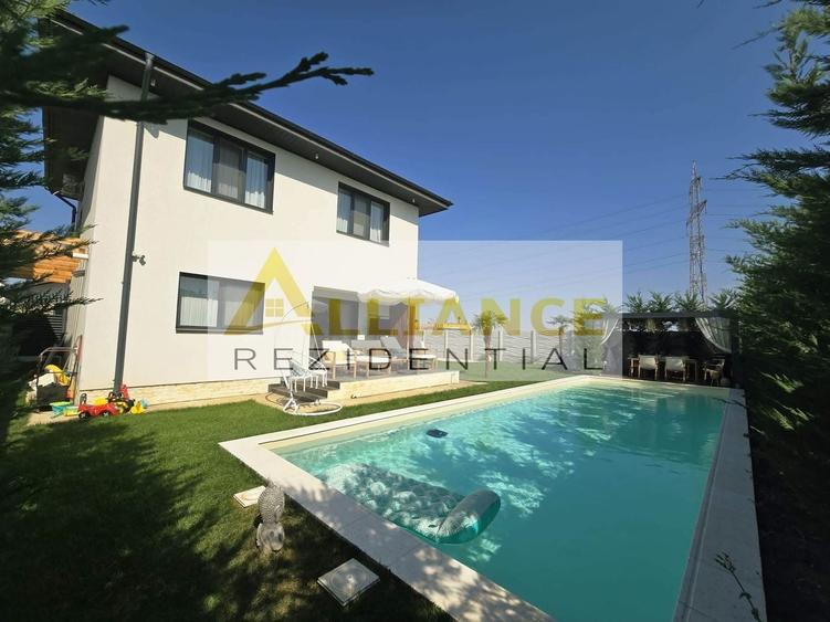 Casă individuală cu 4 camere cu Piscina în Berceni