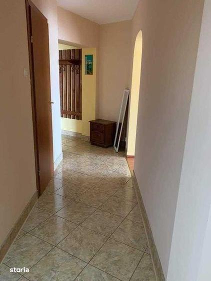 Apartament cu 4 camere decomandat în Alfa