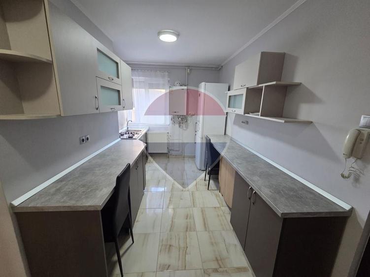 Apartament 2 camere etaj 2 in Salonta - 1