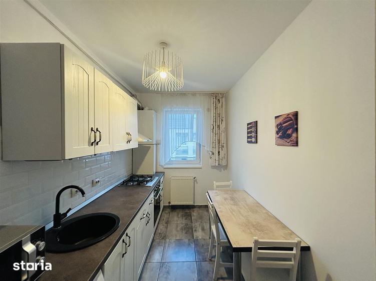 Apartament cu 2 camere decomandat în Lazaret