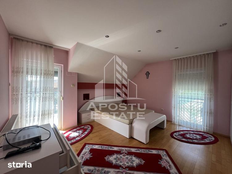 Casă cu 4 camere cu Teren 650 Mp în Steaua