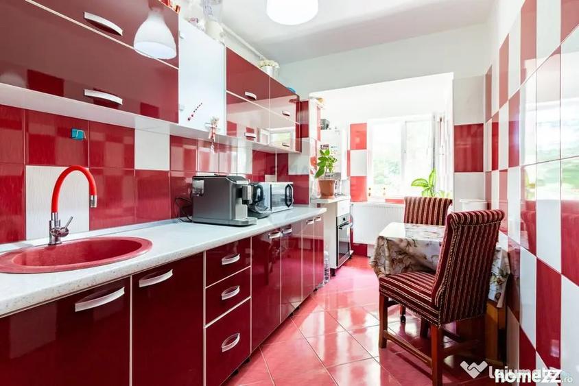 Apartament cu 2 camere decomandat în Sud