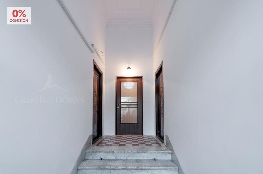 Apartament cu 3 camere semidecomandat în Cișmigiu