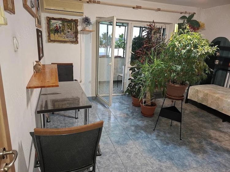 Garsonieră decomandată în Complex Studențesc