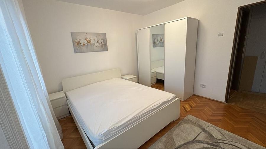 Apartament cu 3 camere decomandat în Mărăști