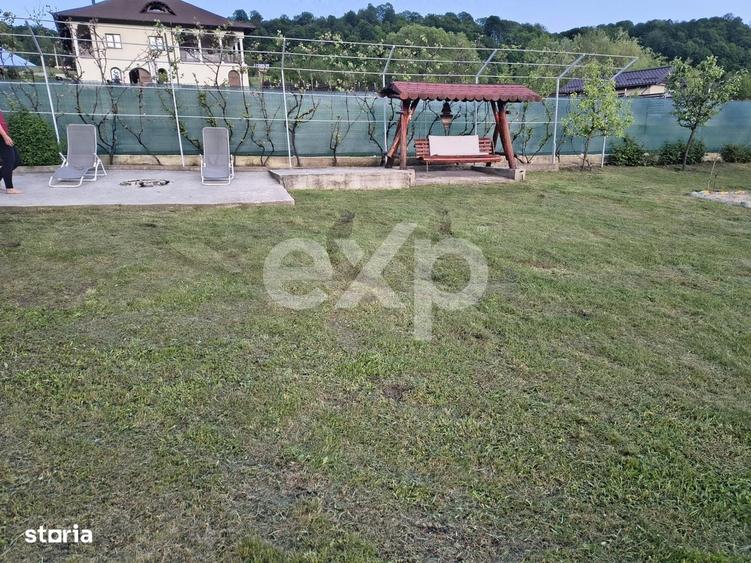 Casă cu 3 camere în Slămnești