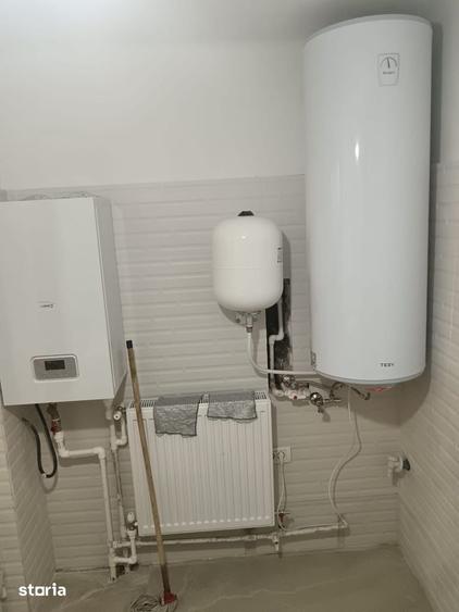 Casă cu 2 camere cu Teren 1500 Mp în Central