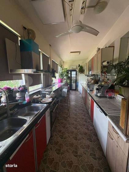 Apartament cu 4 camere în Zăvoi
