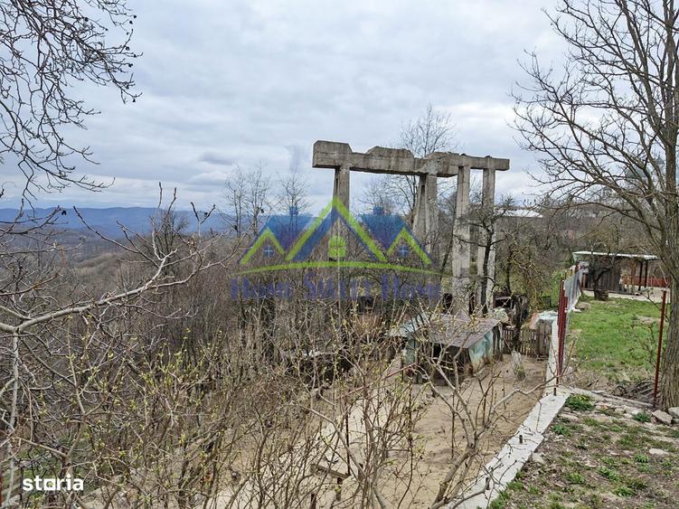 Casa de vanzare in Ghelari liniste, natura si spatiu generos! Schimb - 9