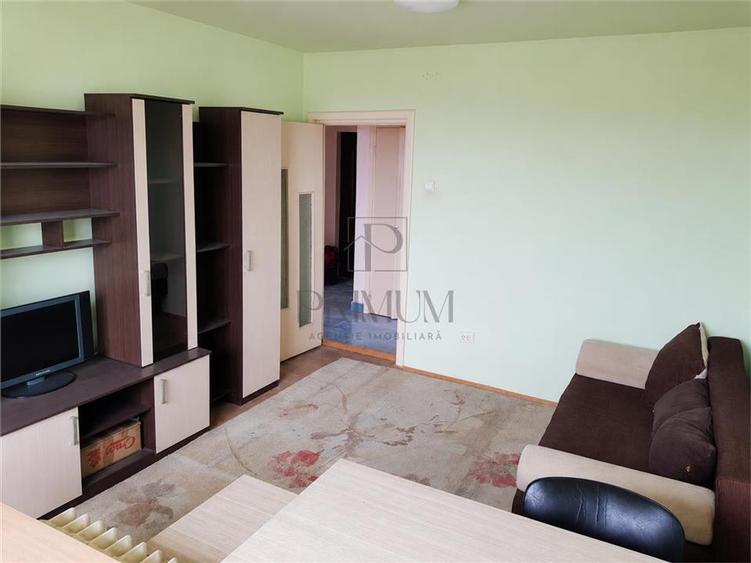 Apartament cu 2 camere decomandat, mobilat în Complex Studențesc