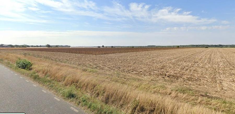Teren agricol extravilan de 15008 mp, în Nuci