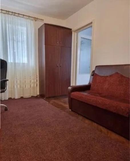 Apartament cu 2 camere semidecomandat, mobilat în Podu Roș