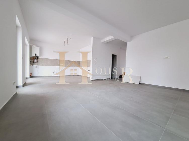 Duplex cu 4 camere cu Canalizare în Moșnița Nouă